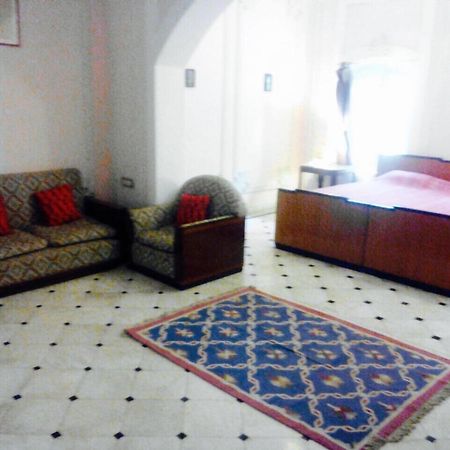 Royal Oasis Hotel Wankaner Bagian luar foto