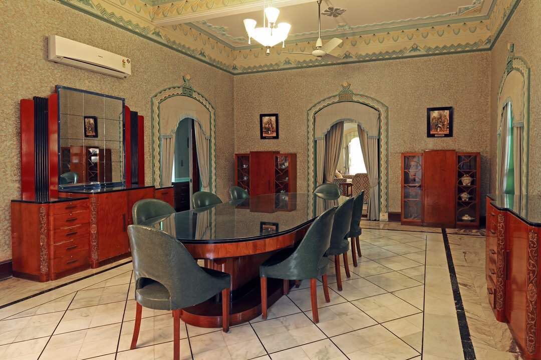 Royal Oasis Hotel Wankaner Bagian luar foto